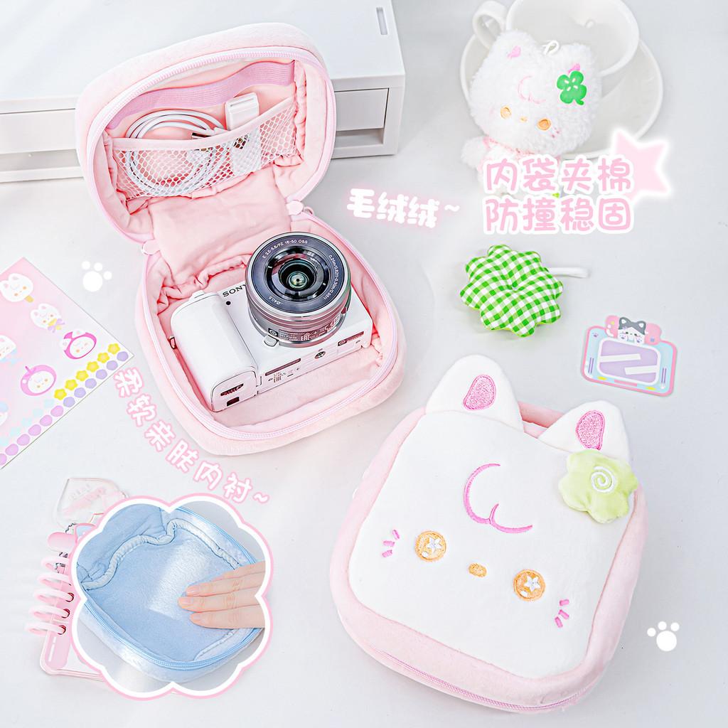 Tutu&Byebye Fluffy Plush Camera Bag